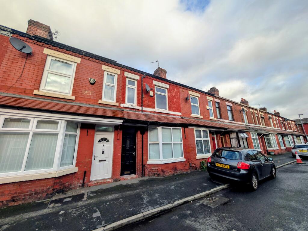 Main image of property: Cadogan Street, Manchester
