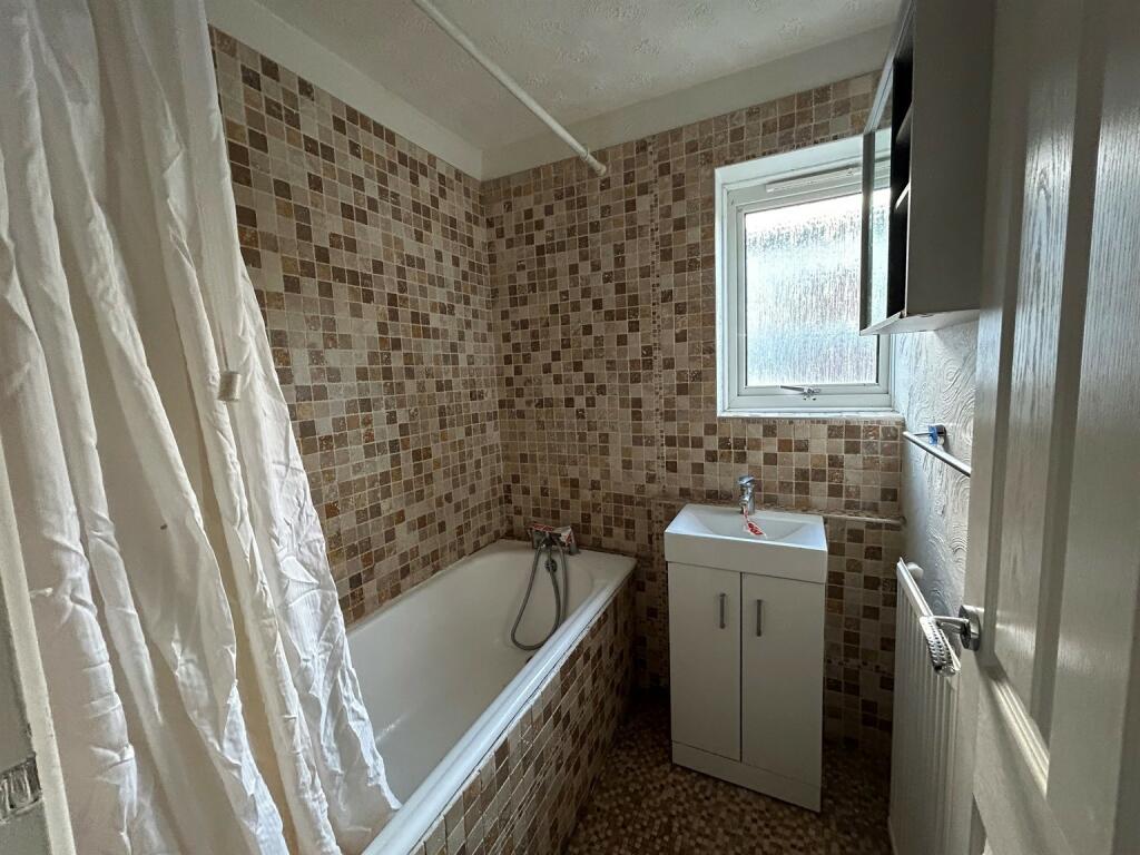 Additional property image - Long Banks, Harlow