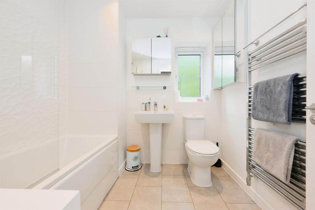 Additional property image - Taylor Close, Harlow