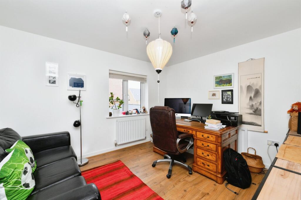 Additional property image - Taylor Close, Harlow