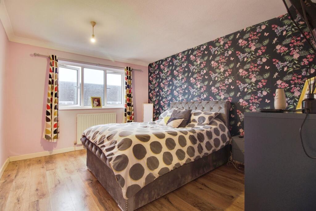 Additional property image - Shawbridge, Harlow