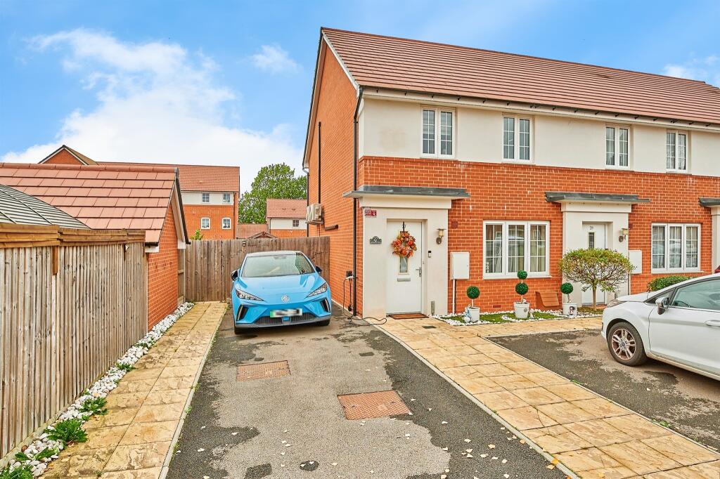 Main image of property: Dunnock Road, Harlow
