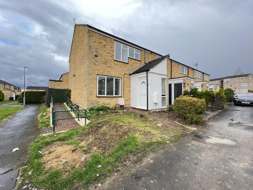 Main image of property: Peacocks, HARLOW