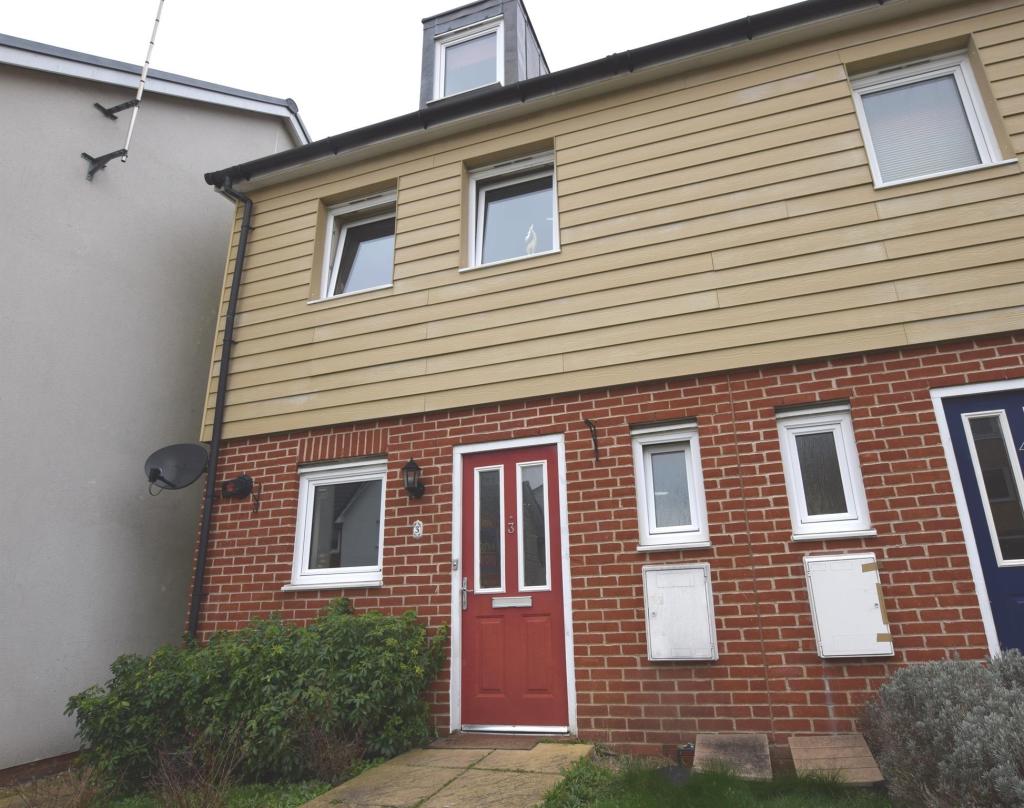 3 bedroom house for rent in Parish Way, HARLOW, CM20