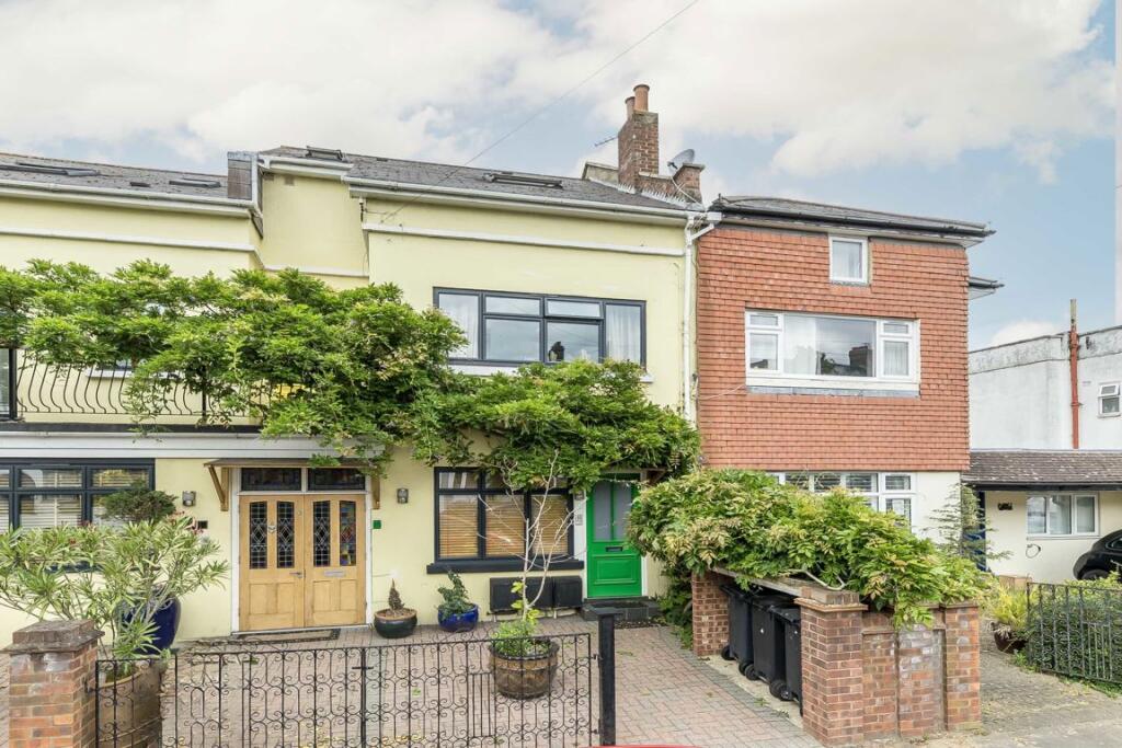 Main image of property: Elsiemaud Road, Brockley