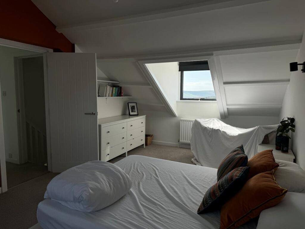 Additional property image - The Old Racecourse, Lewes, BN7 1UR