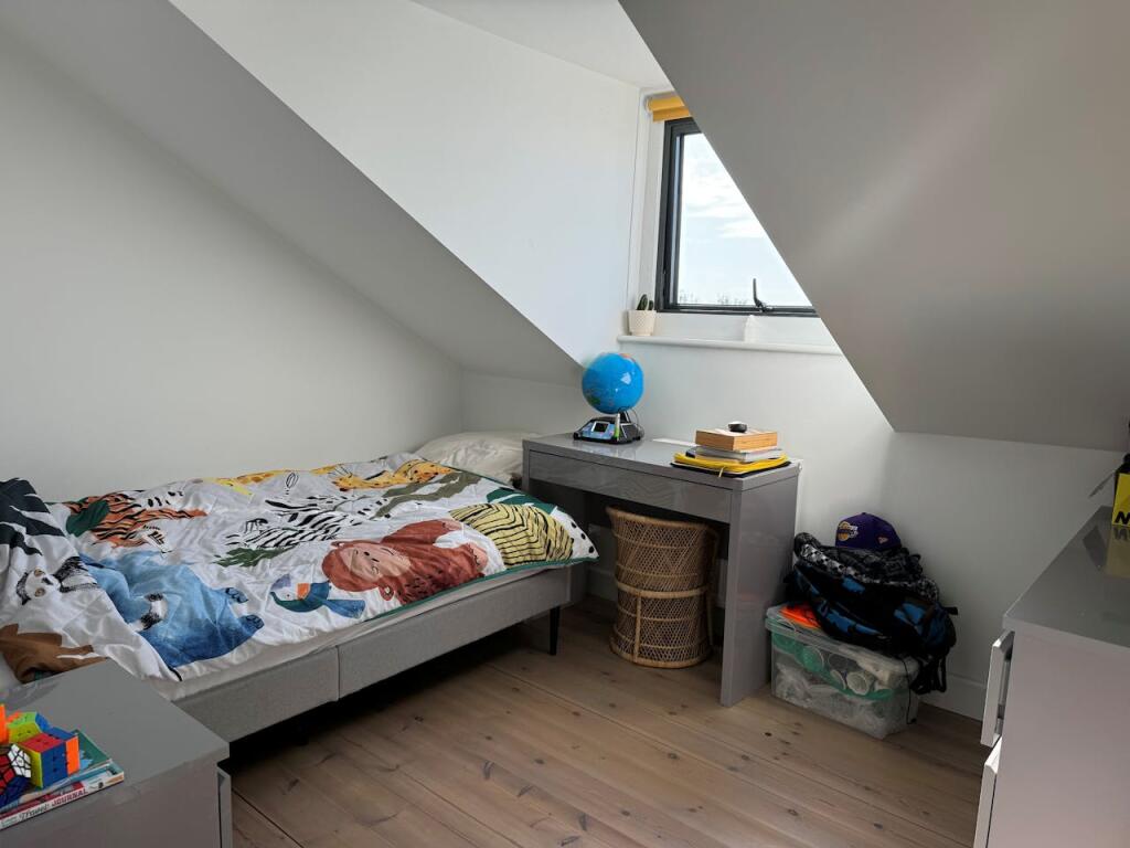 Additional property image - The Old Racecourse, Lewes, BN7 1UR