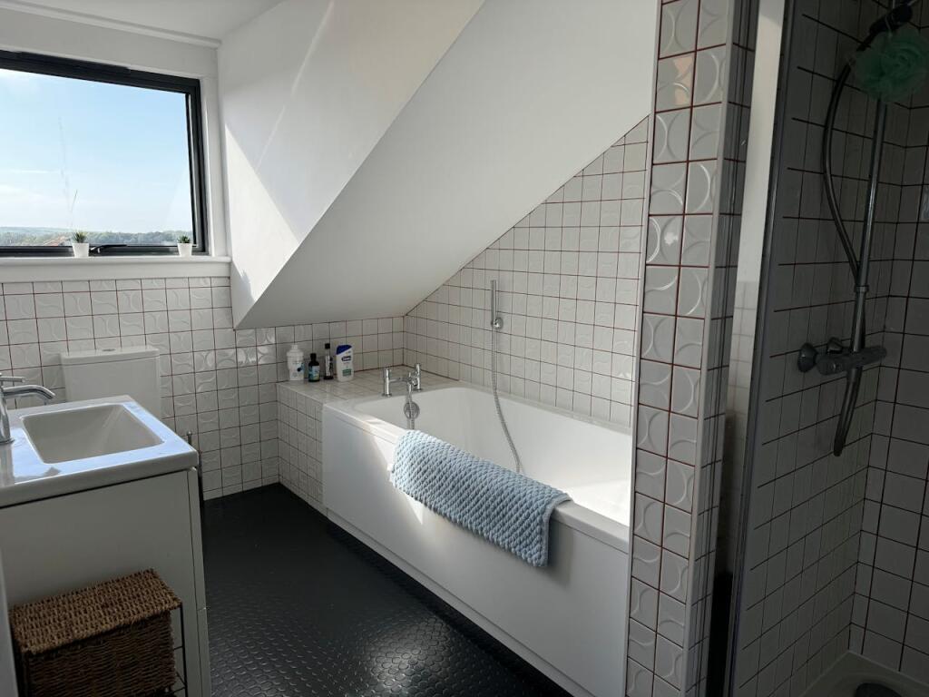 Additional property image - The Old Racecourse, Lewes, BN7 1UR