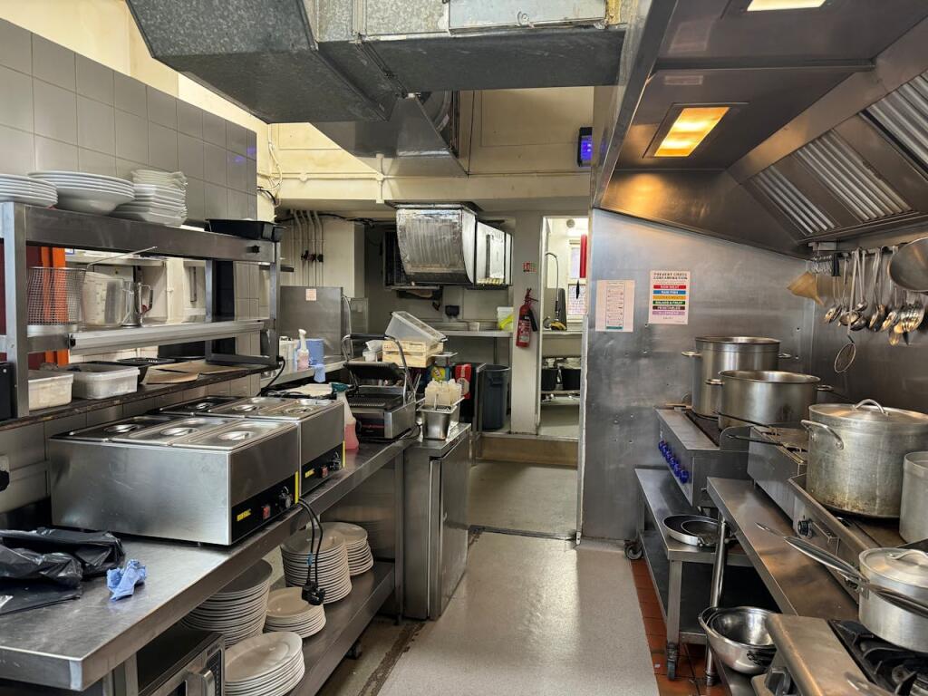 Additional property image - 118-120 St Georges Road, Kemptown, Brighton, BN2 1EA