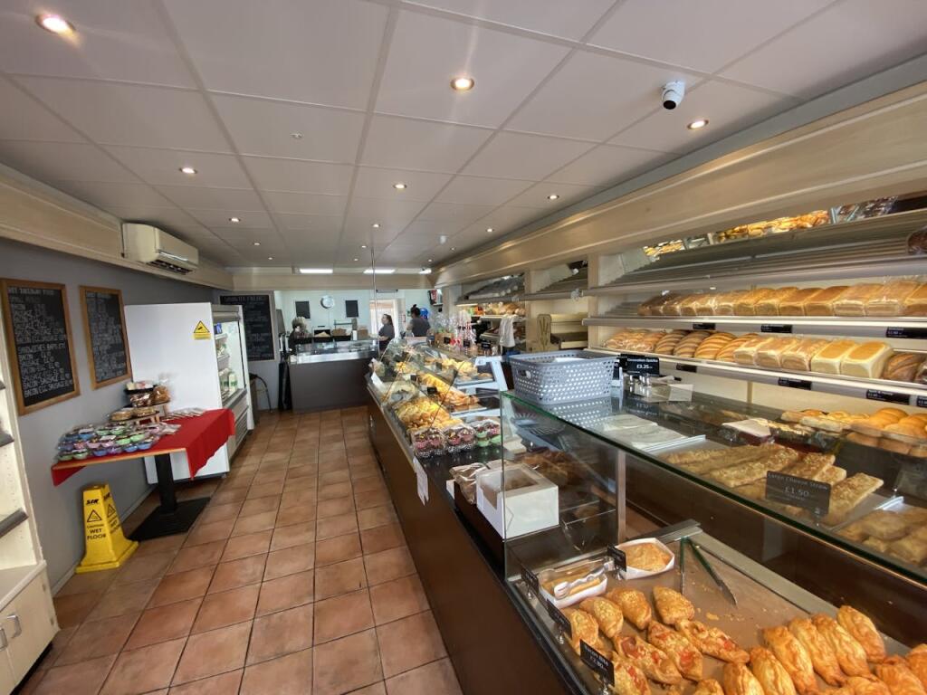 Additional property image - 21 George Street, Hove, BN3 3YA