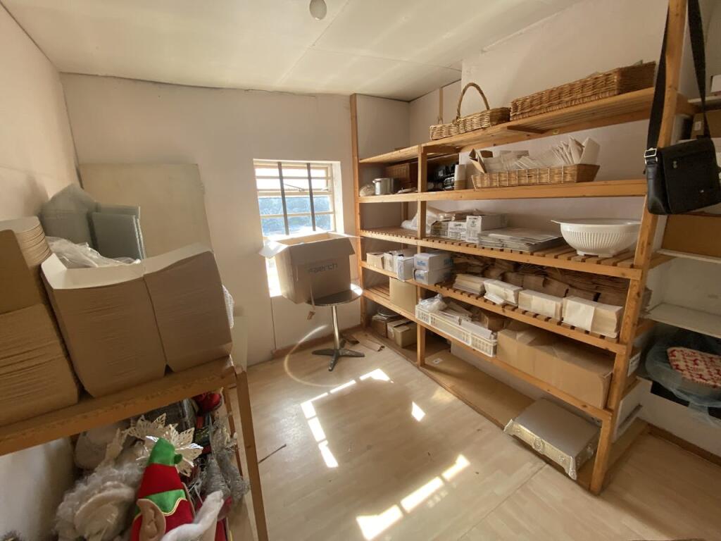 Additional property image - 21 George Street, Hove, BN3 3YA