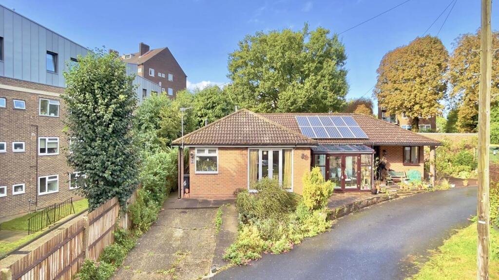 Main image of property: Aylmer Road, East Finchley, N2