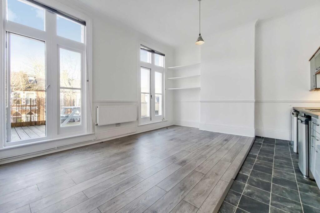 Main image of property: Archway Road, Highgate, N6