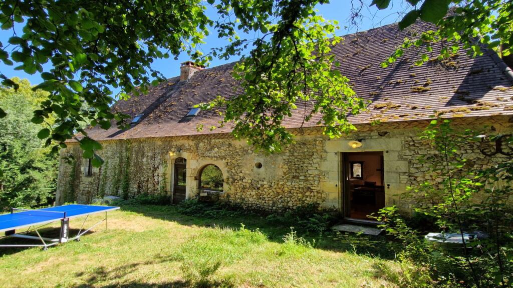 Main image of property: FLEURAC