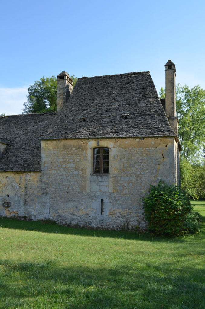 5 bedroom house for sale in Montignac_, France
