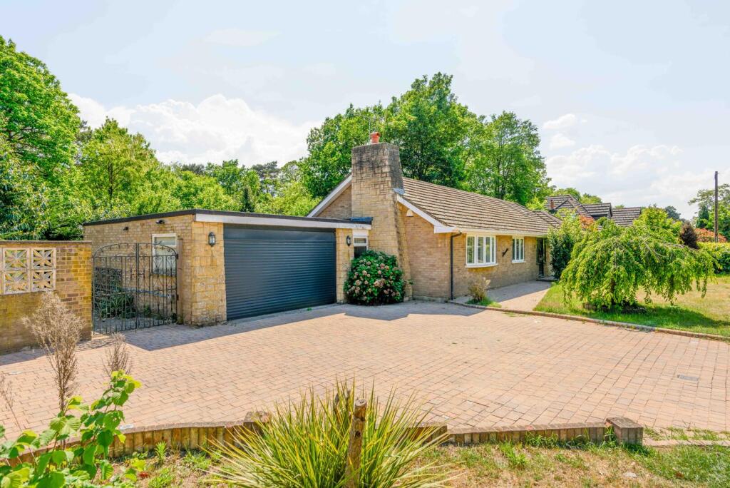 Main image of property: Oatlands Avenue, Weybridge