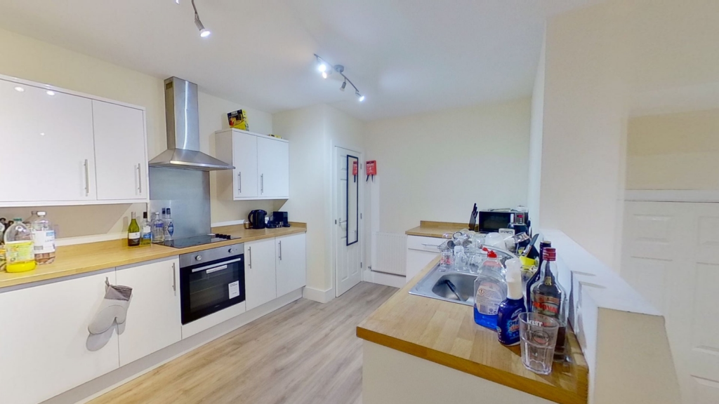 Main image of property: Flat B,  16 Newstead Grove, The Arboretum, Nottingham, NG1 4GZ