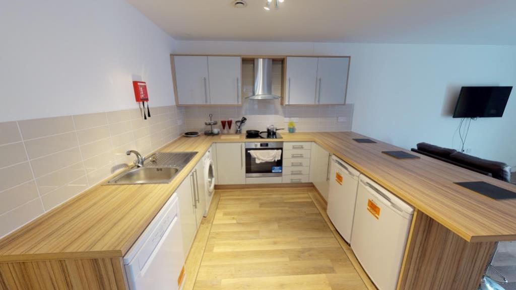 Main image of property: 27 Huntingdon Street, Nottingham, Ng1 3jh