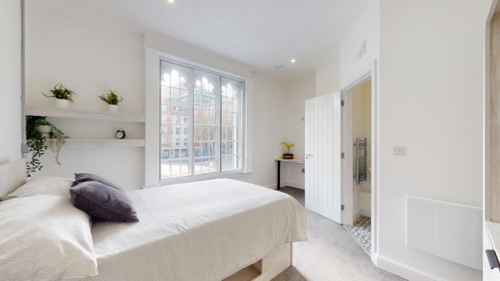 Main image of property: Flat 6 Plumptre Court, Poplar Street, Nottingham, Nottinghamshire, NG1