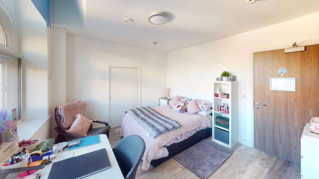 Main image of property: Studio 19 Express Buildings