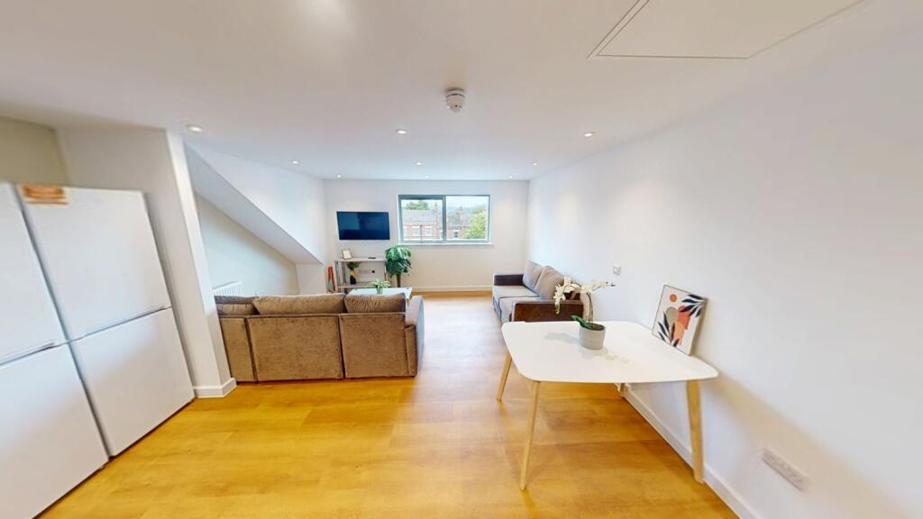 Main image of property: Apartment 7, 124-132 North Sherwood Street, Nottingham, Nottinghamshire, NG1