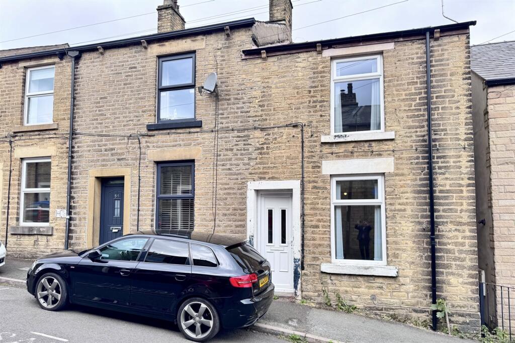 Main image of property: Queen Street, Glossop