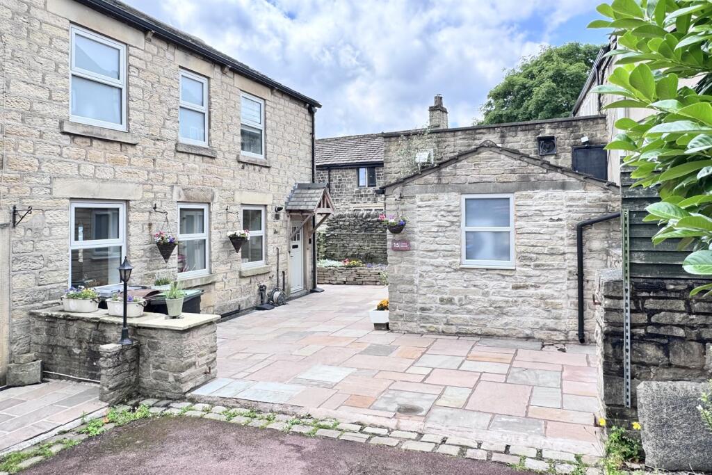 Main image of property: Lower Square, Tintwistle, Glossop