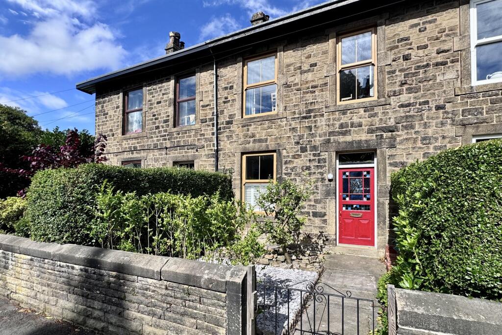 Main image of property: Sheffield Road, Glossop