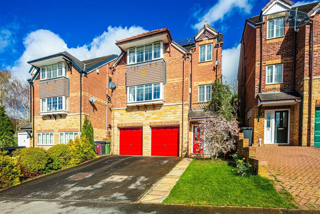 5 bedroom detached house for sale in Hibberd Place, Malin Bridge