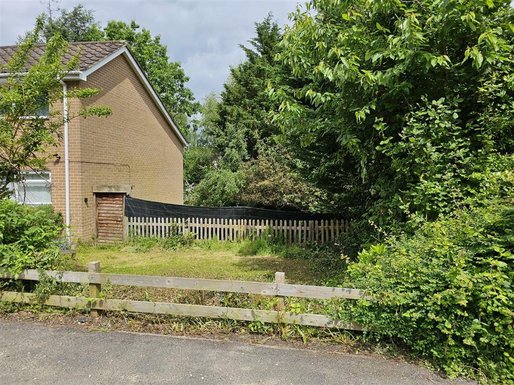 Main image of property: Dukeswood Drive, Dibden Purlieu, SOUTHAMPTON