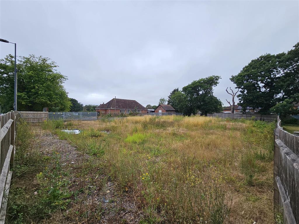 Main image of property: Portsmouth Road, Horndean, WATERLOOVILLE