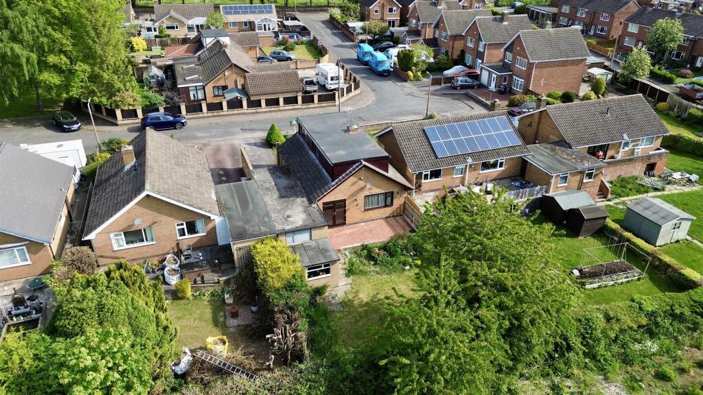 Main image of property: Carlton Close, Danesmoor, Chesterfield, S45 9RP