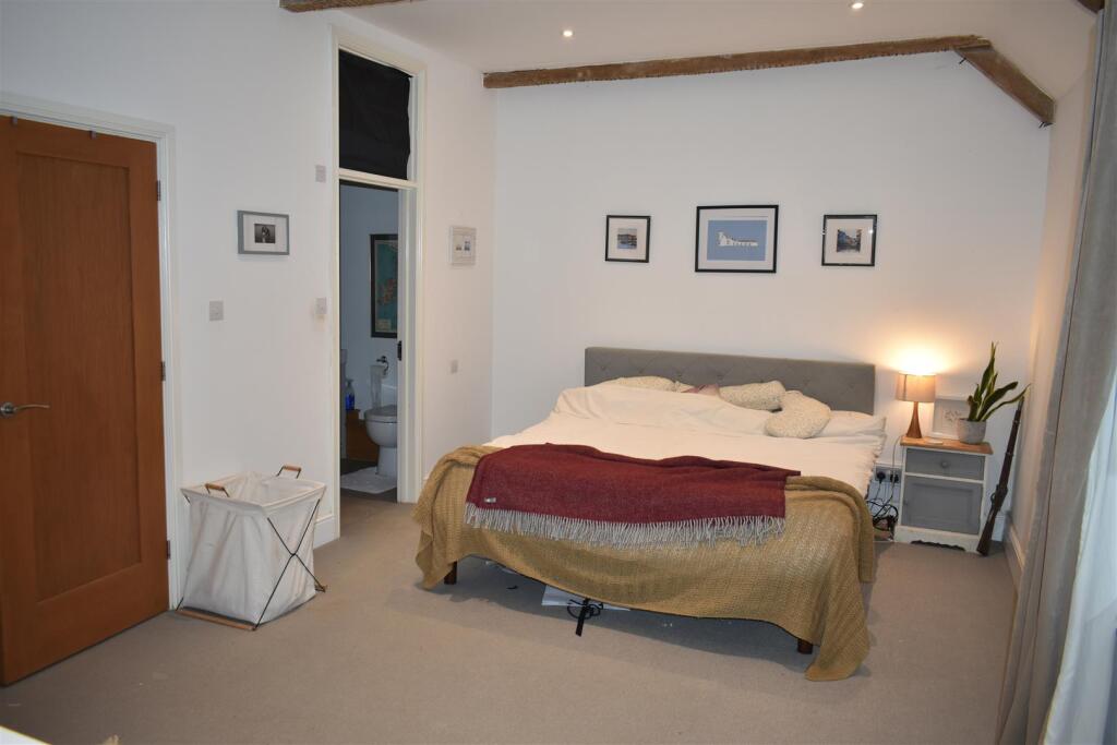 Additional property image - 6 The Old Coach House