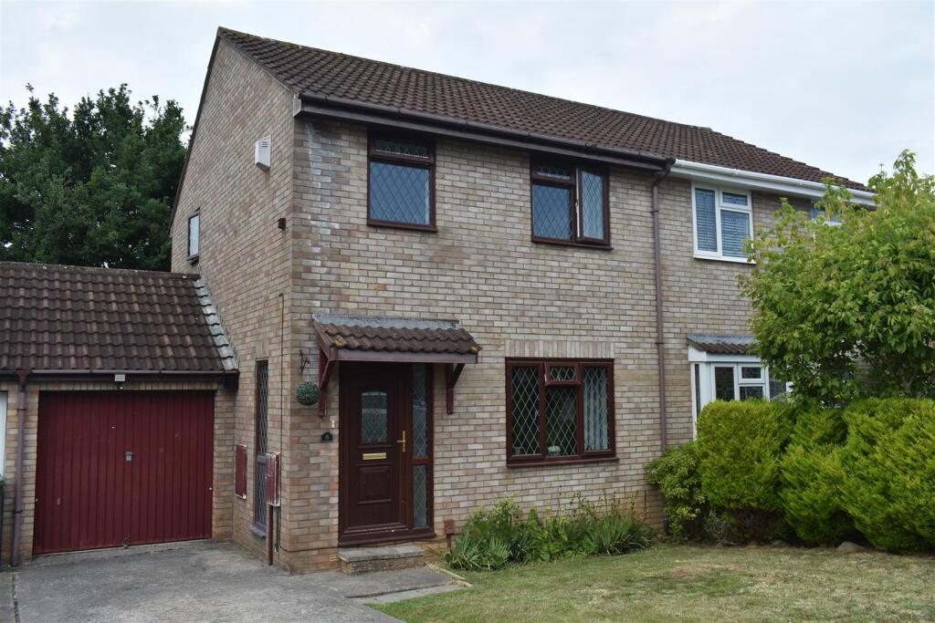 Main image of property: Ashcombe Crescent, Bristol