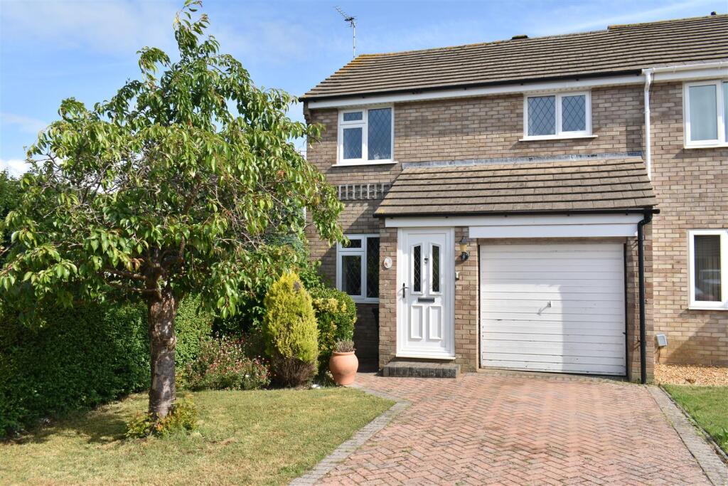Main image of property: Albany Gate, Stoke Gifford