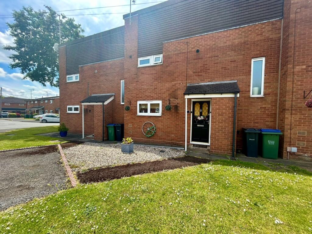 3 bedroom house for rent in Archer Close, WEDNESBURY, WS10
