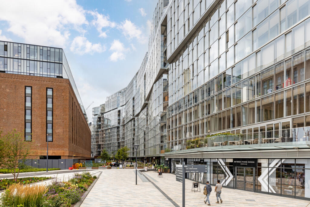 Main image of property: Battersea, London, SW11