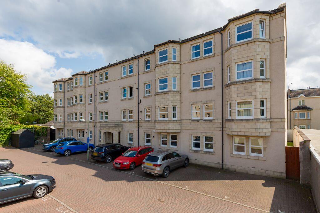 Main image of property: 6/15 Millar Place, Edinburgh, EH10 5HJ