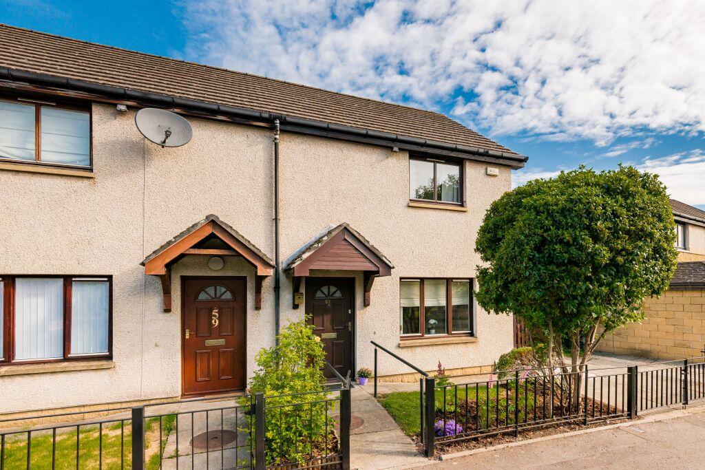 Main image of property: 61 Niddrie Mains Drive, Edinburgh, EH16 4RP