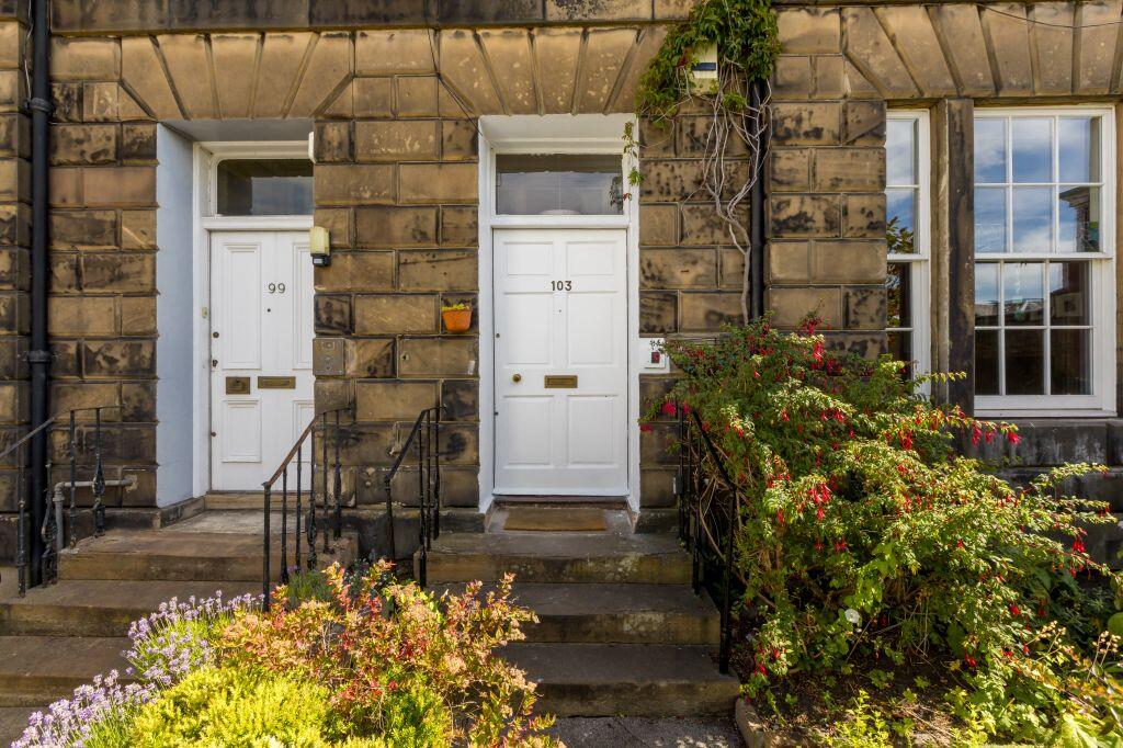 Main image of property: 103 Newington Road, EDINBURGH, EH9 1QW