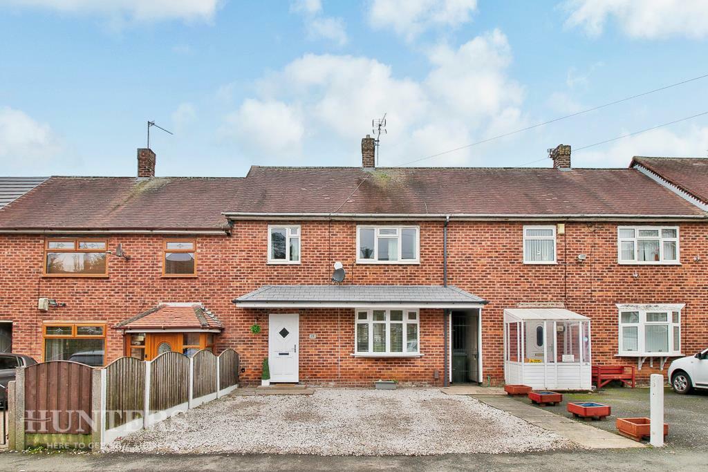 4 bedroom terraced house for sale in Wythburn Road, Middleton M24