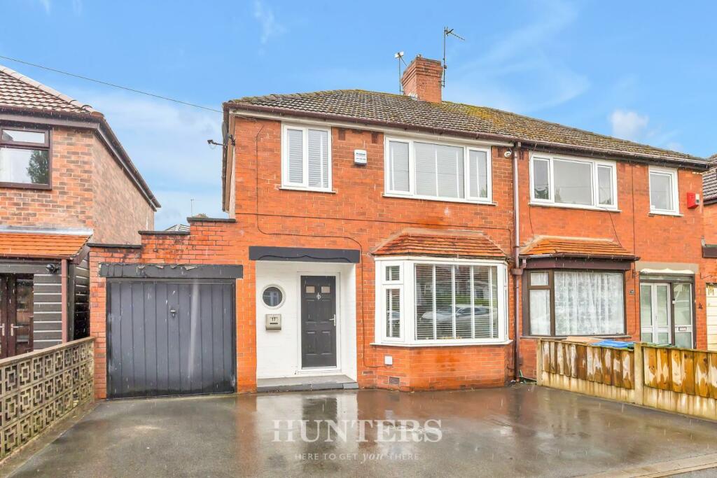 3 bedroom semidetached house for sale in Parkfield Drive, Middleton M24