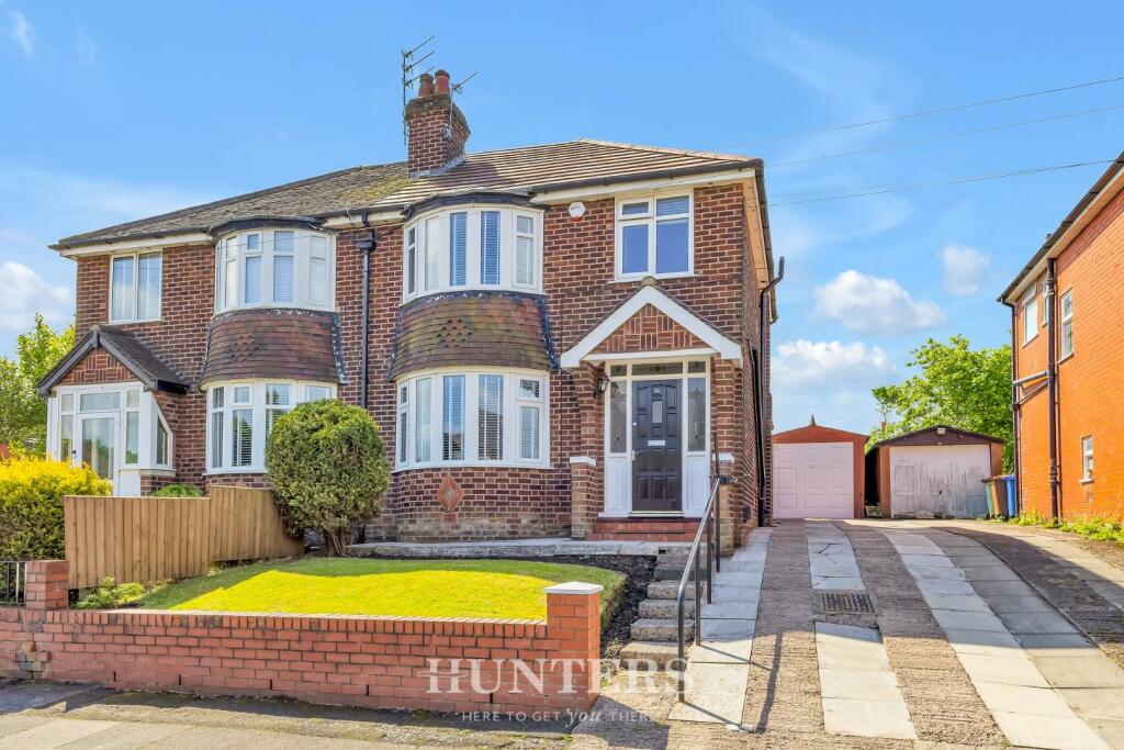 3 bedroom house for sale in Kingsway, Alkrington Middleton M24