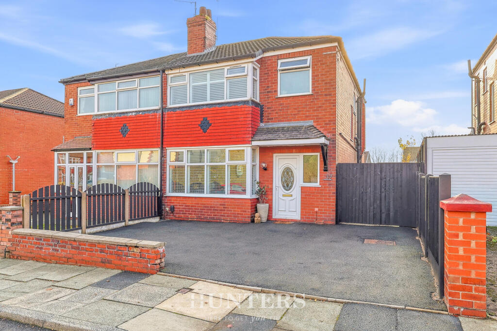 Main image of property: Towncroft Avenue, Middleton, M24