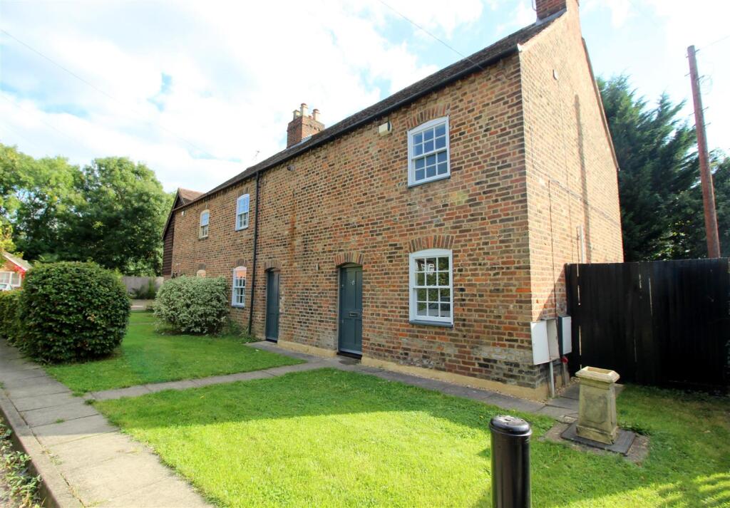 Main image of property: Long Lane, Ickenham