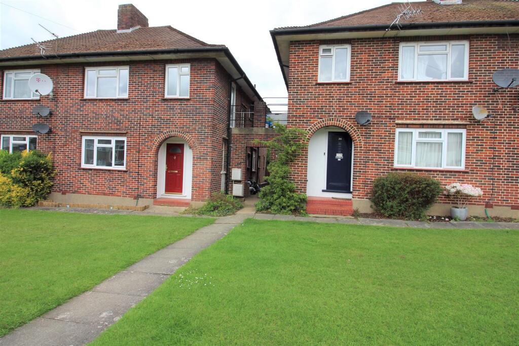 Main image of property: Southbourne Gardens, Ruislip