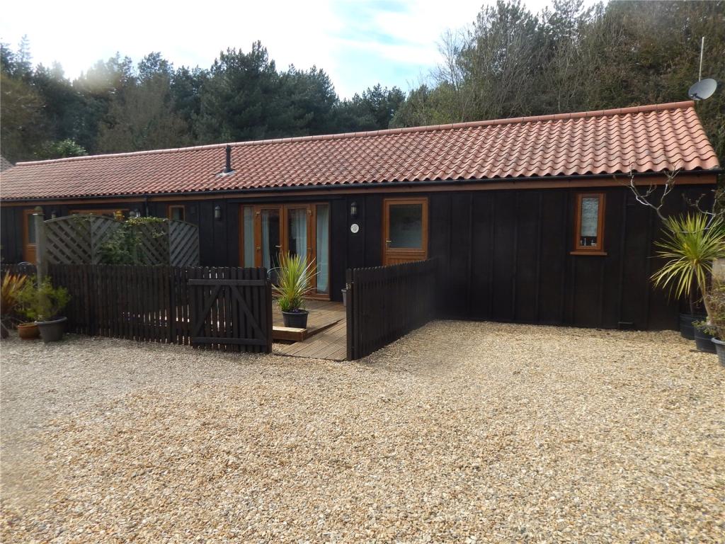 15 bedroom semidetached house for sale in Cromer Road, Thorpe Market