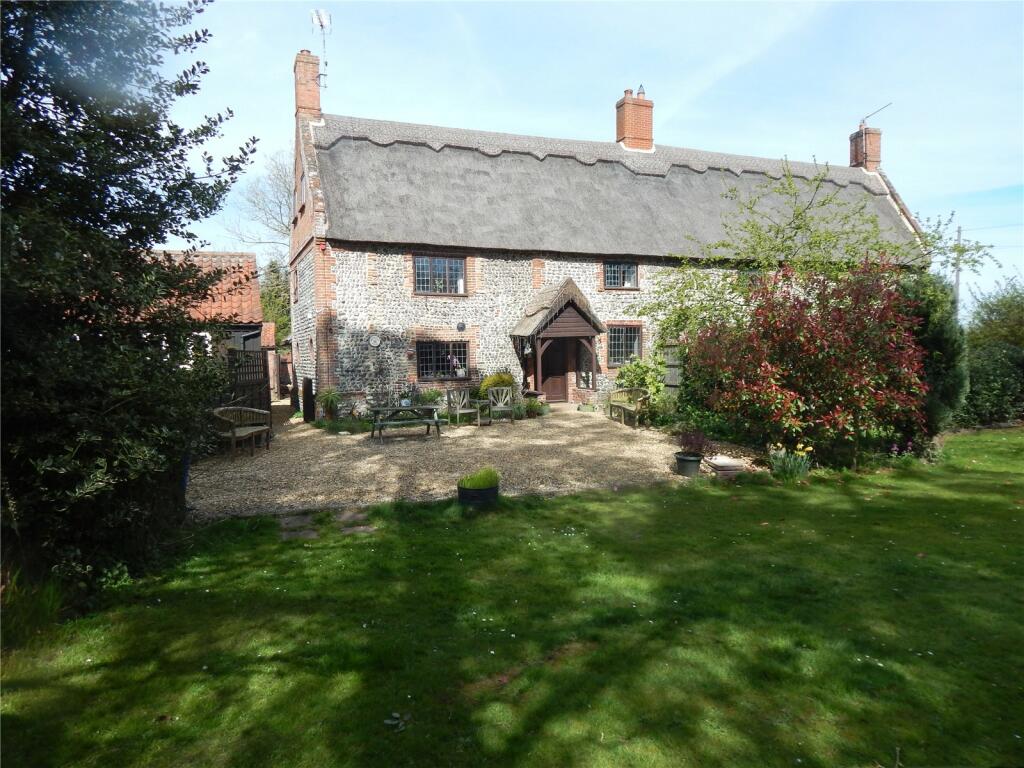 15 bedroom semidetached house for sale in Cromer Road, Thorpe Market