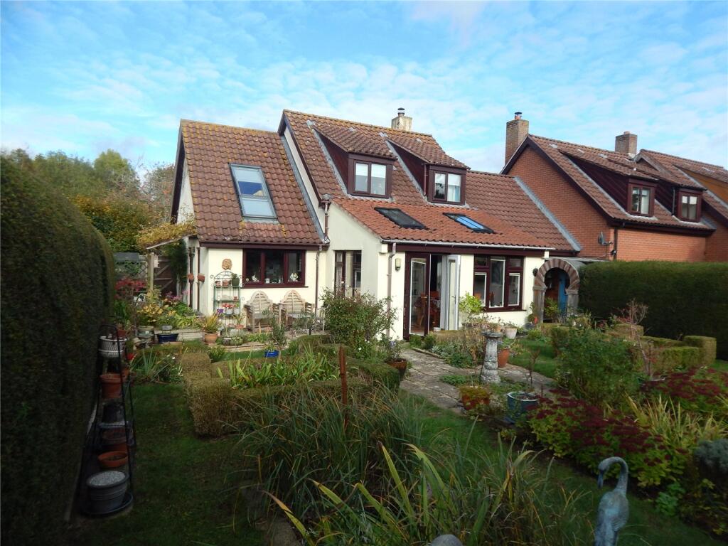 Main image of property: Steward Close, Saxlingham Nethergate, Norwich, Norfolk