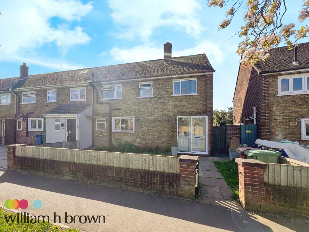 3 bedroom terraced house for rent in Crammavill Street, Stifford Clays